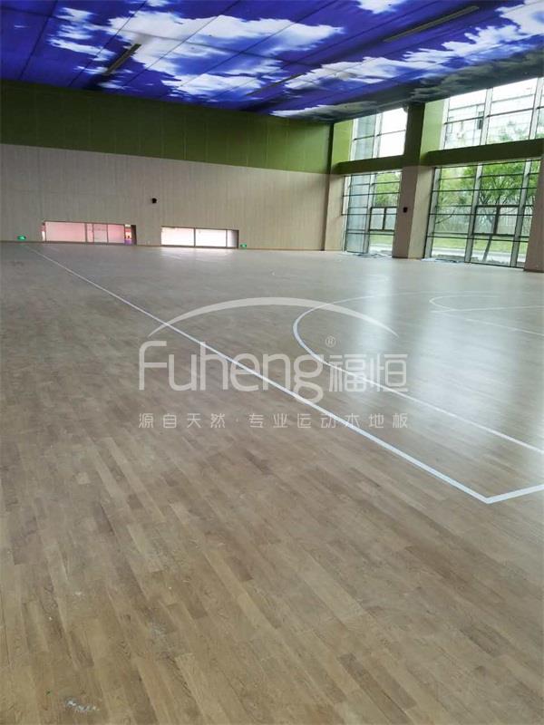 万科中心学校运动木地板2